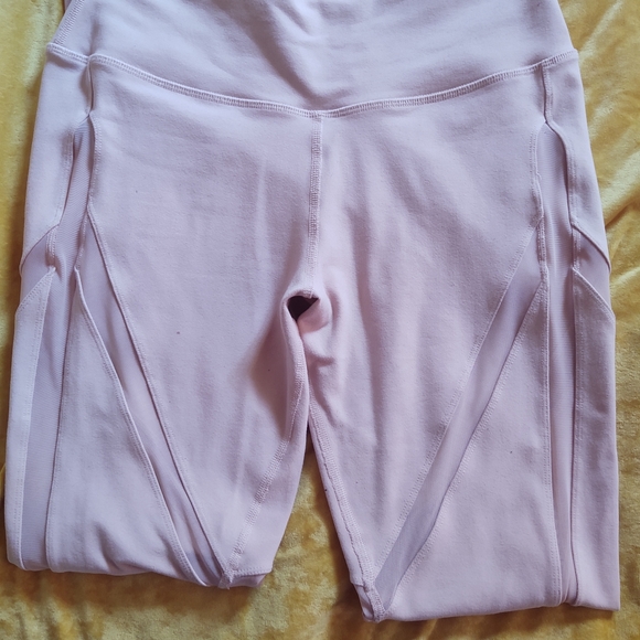 Alo yoga Blush pink Medium leggings - Picture 3 of 4